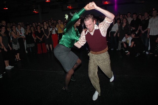 min 2007 11 10 fous swing 322
